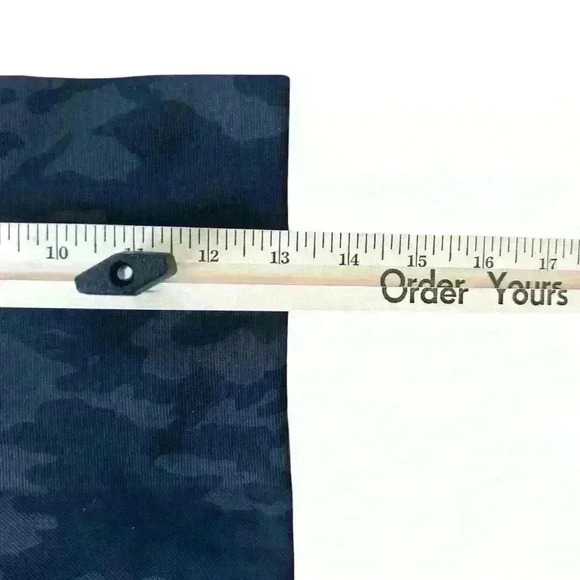 NWT Spanx Look At Me Now Black Camo Leggings Size Small, Medium, & Large avail - Picture 3 of 8